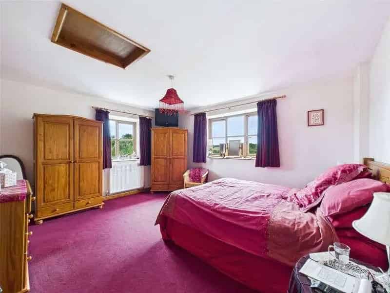 3 bed house for sale