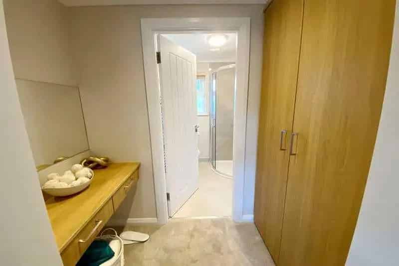 2 Bed Furnished Park Home For Sale