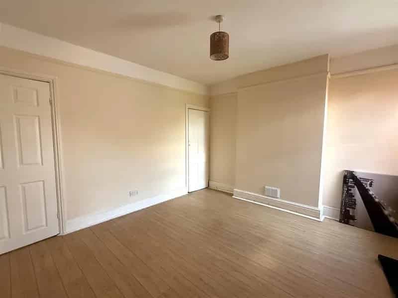 2 Bedroom House To Rent Available 11082025