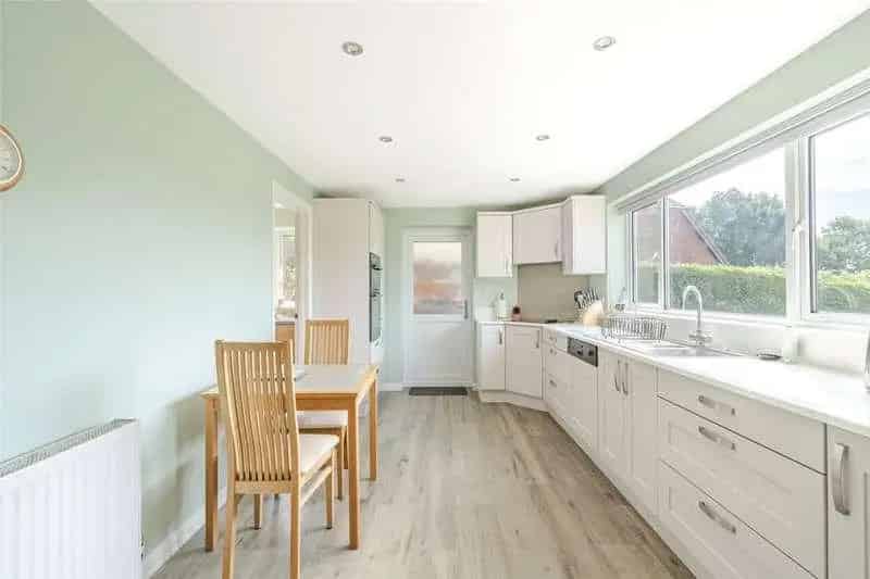 4 Bed Detached House For Sale