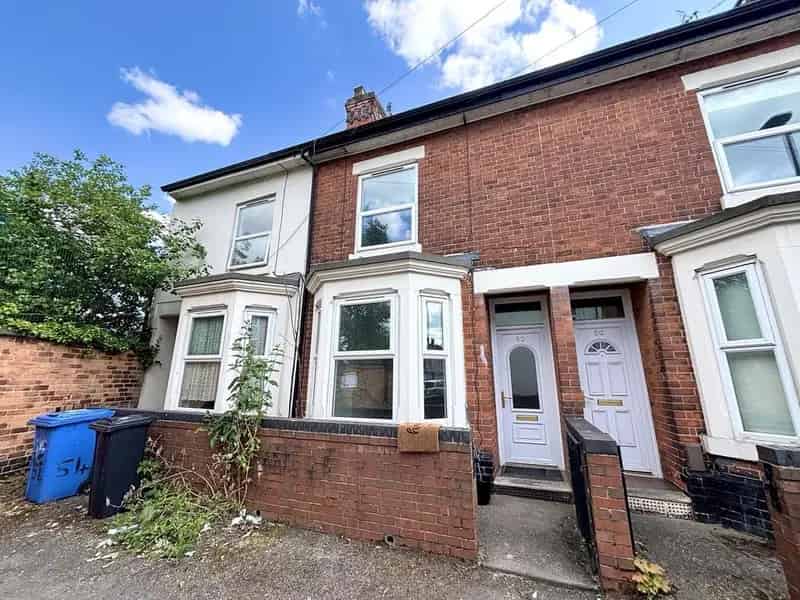 2 Bedroom Terraced House to Rent
