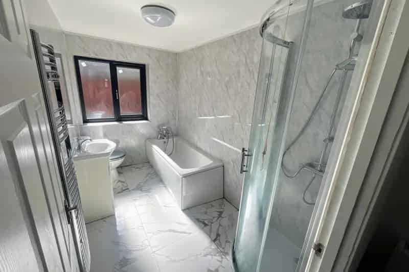 Two Bed Bungalow in Worksop with Gated Parking Zero Deposit Option