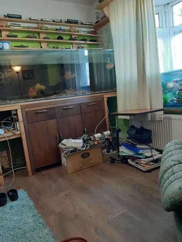 Flat For Rent in Eastleigh, England