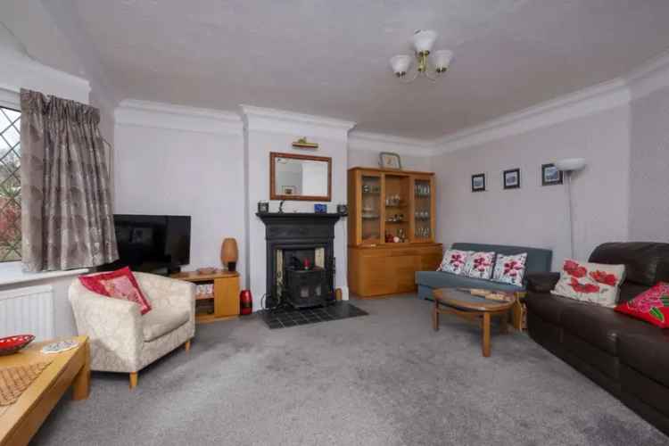 Six Bedroom Detached House with Stunning Views
