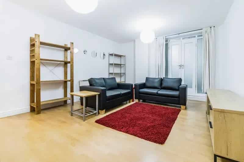 2 Bedroom Flat for Sale Manchester M1 - Whitworth House Apartment