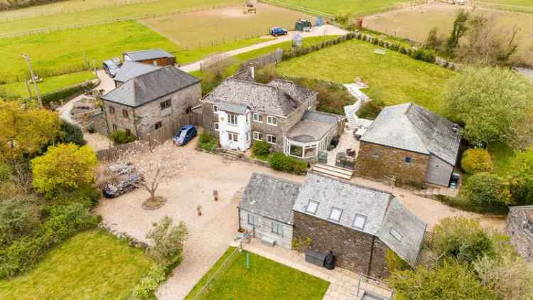 7 Bedroom Detached House for Sale with Holiday Cottages and Indoor Pool
