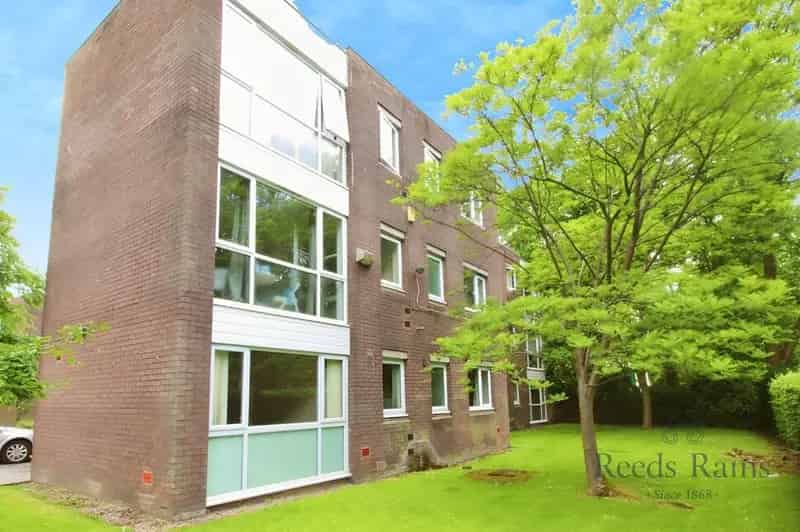 1 Bedroom Flat to Rent Manchester Victoria Park