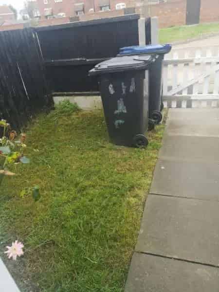 3 Bedroom House with Gardens