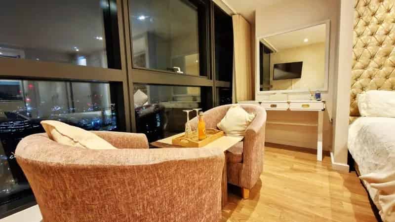 Stunning City View Apartment To Let in Bridgewater Place