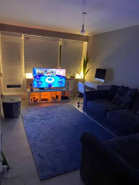 2 Bed Flat near Hampstead Heath - Refurbished with Right to Buy