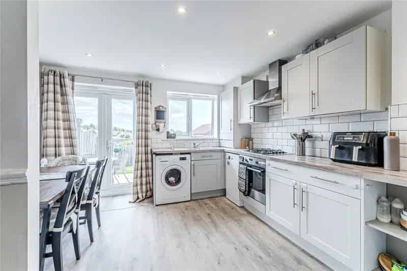 Three Bedroom Semi Detached House Kippax