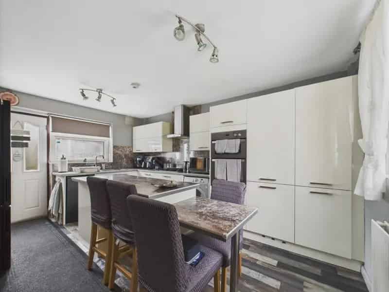 4 Bedroom Extended Semi-Detached House For Sale