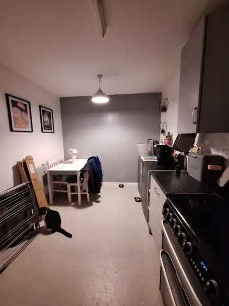 House For Rent in Rugby, England