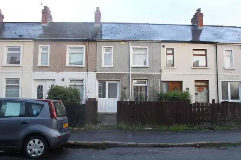 2 Bedroom Mid Terrace House for Rent Belfast BT4