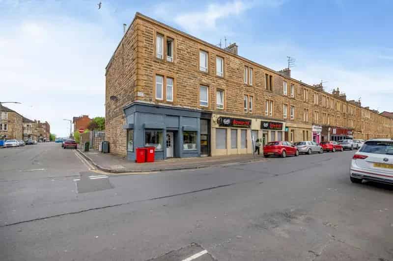 1 Bedroom Flat for Sale in Anniesland