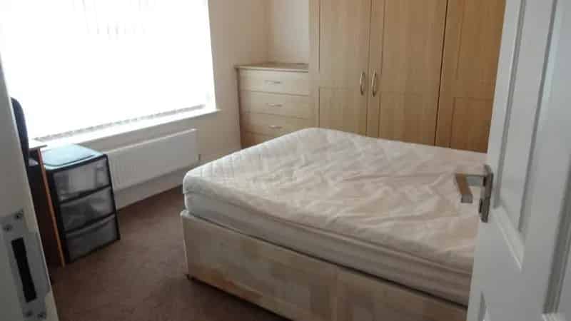 6 Bedroom Semi Detached House To Rent Derby