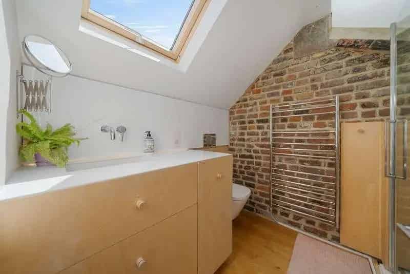 3 Bed Flat for Sale Highbury - Spacious Maisonette 1469 sqft