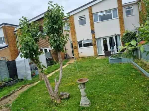 3 Bedroom Council House Right To Buy Near Schools Shops