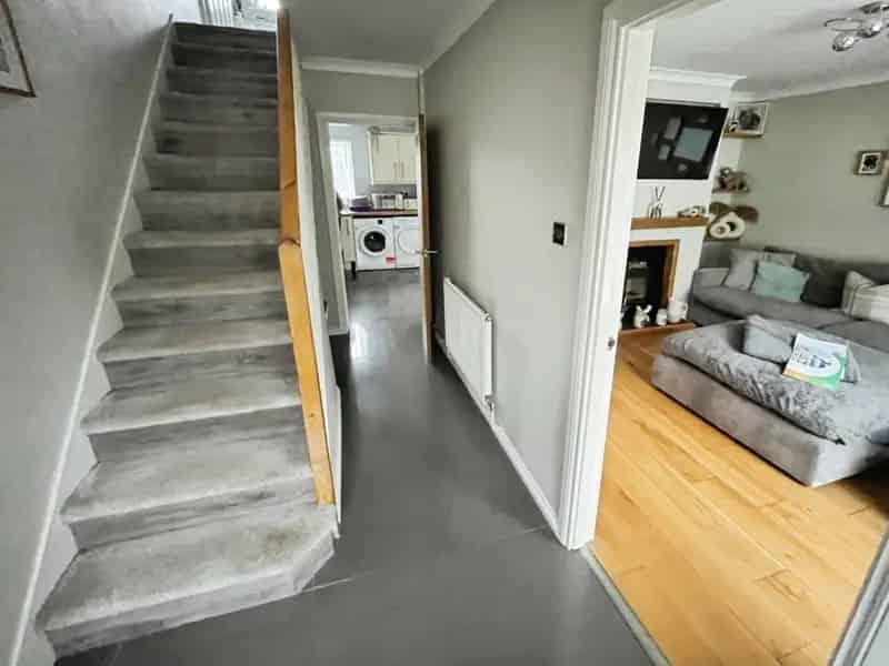3 bedroom semi-detached house