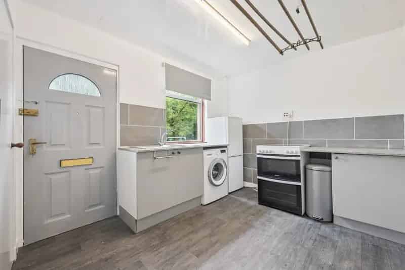 3 Bedroom Mid Terrace House in Buchlyvie