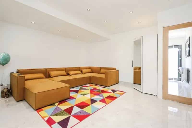 Stunning Detached Family Home with Multiple Ensuites and Gym