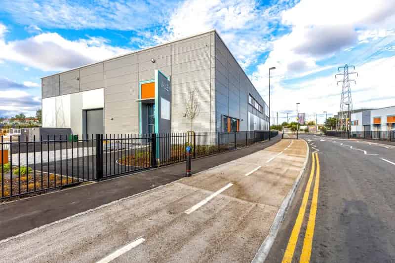 New Build Industrial Unit Purley Way High Spec 16 Parking Spaces