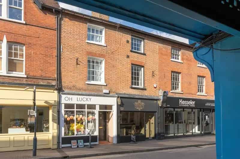 2 Bedroom Flat For Sale 804 SQ FT