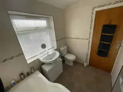 2 Bedroom Semi-Detached House in Austhorpe Leeds