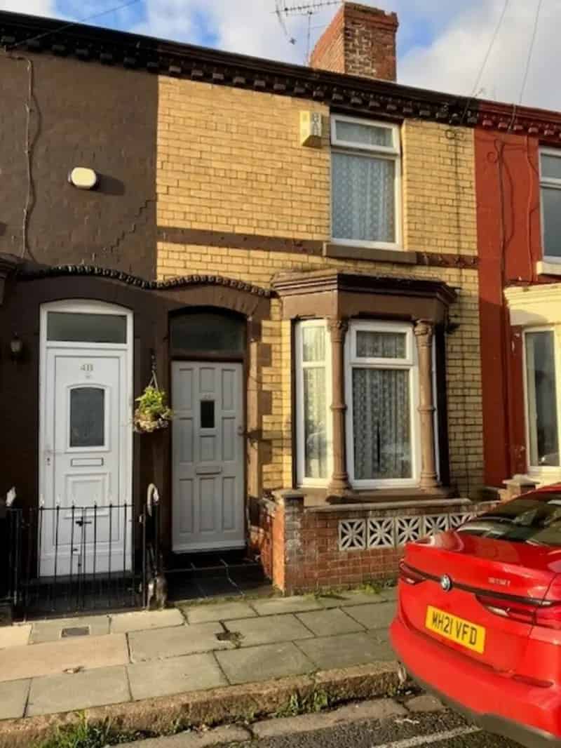 2 Bedroom Terrace House For Sale - Ideal Investment
