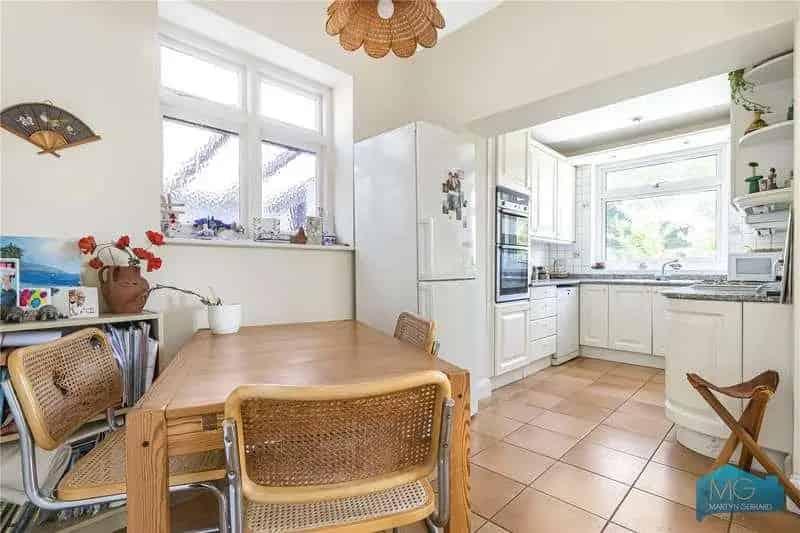 4 Bed Detached House for Sale - Chain Free