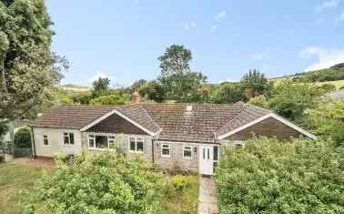 Bungalow For Sale in Bridport, England