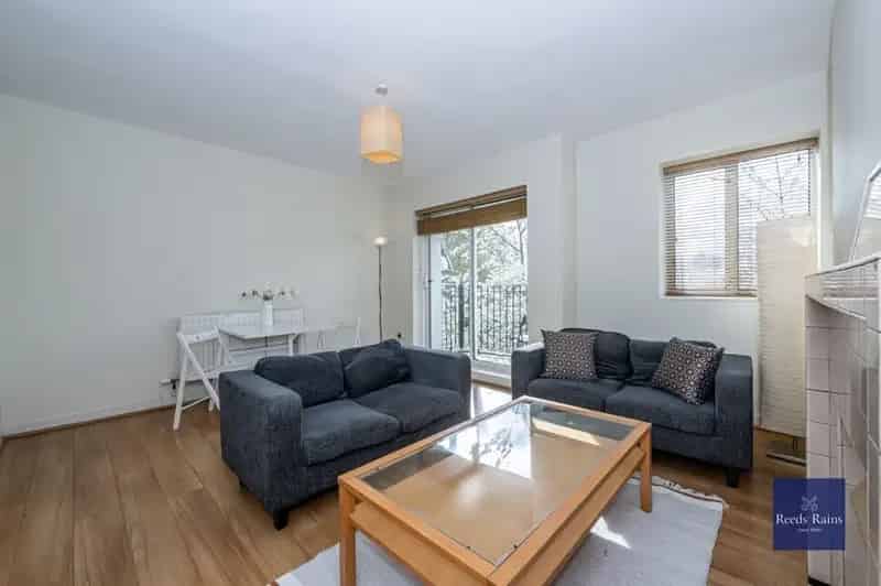 2 Bedroom Flat to Rent London SE11 New China Walk Estate