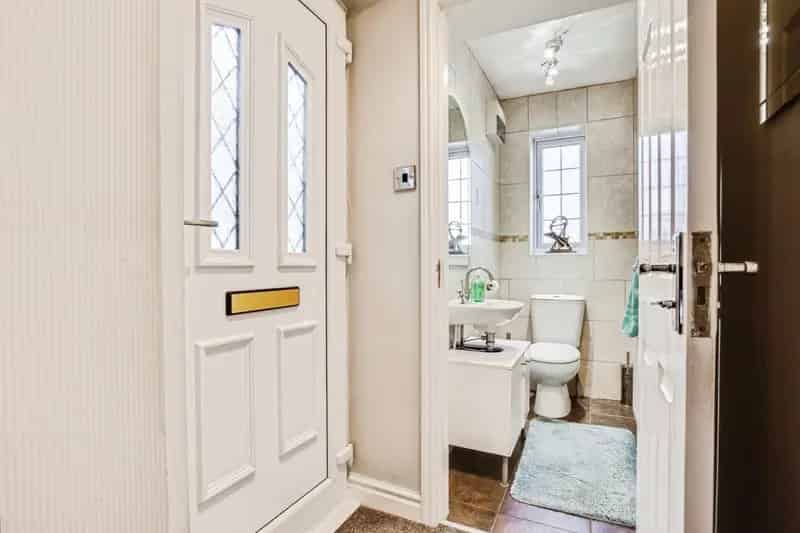3 Bed Semi Detached House With Orangery And Garage