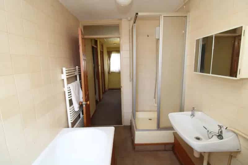 3 Bedroom Townhouse For Sale Needs TLC