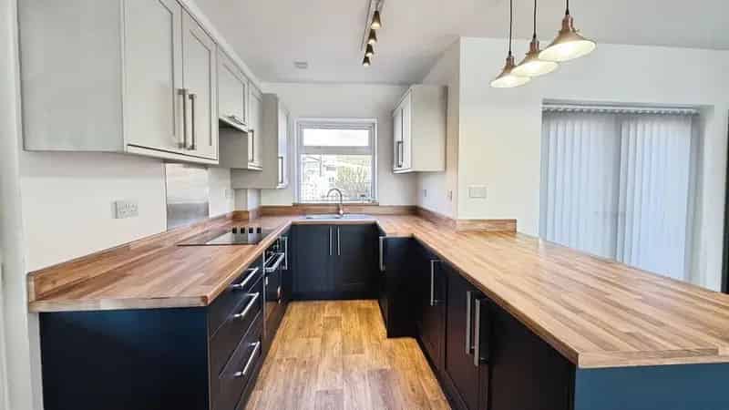 3 Bedroom Semi-Detached House Available Now