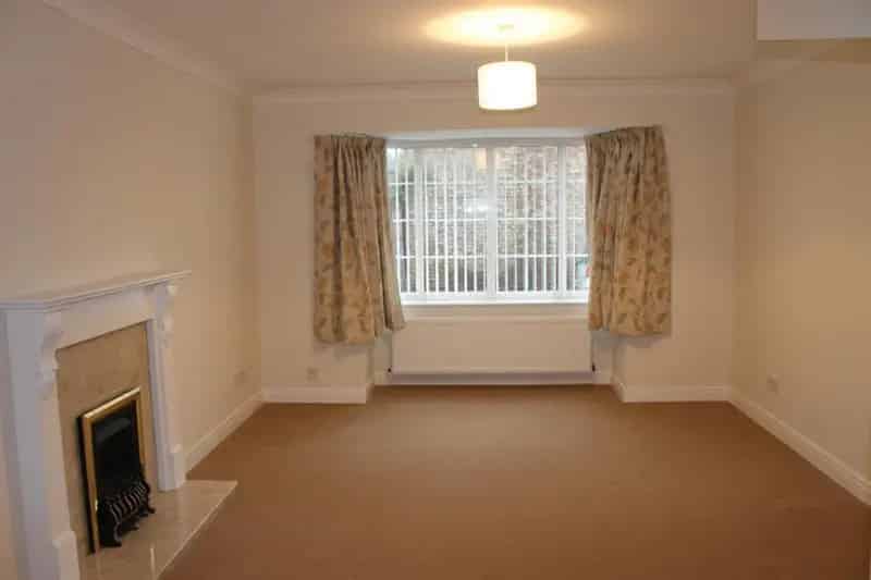2 Bedroom House To Let