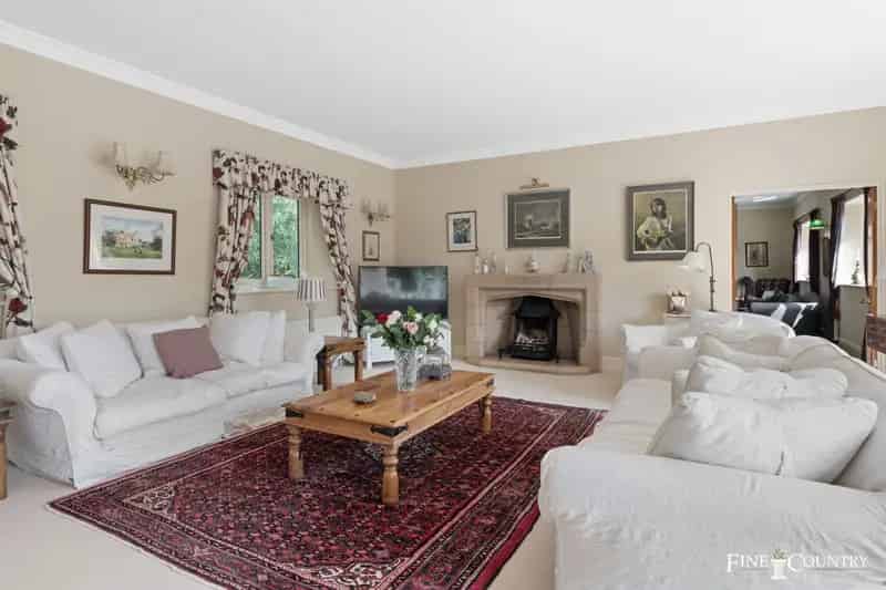 5 Bedroom Detached House with 35 Acres Equestrian Facilities Haddon