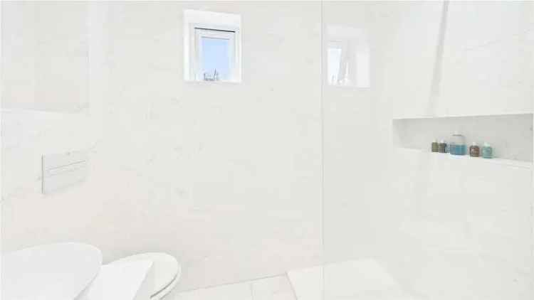 4 Bed House for Sale - Modern Family Home near Woking