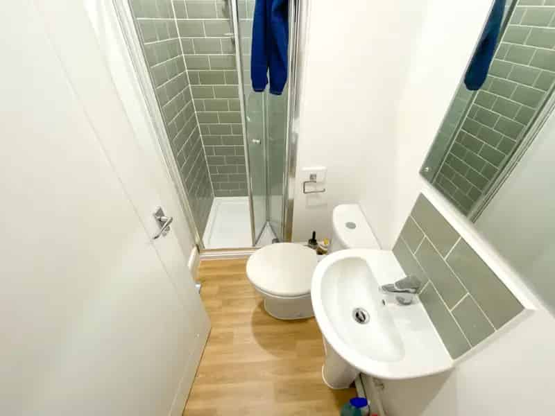 Flat To Rent Available 14082025