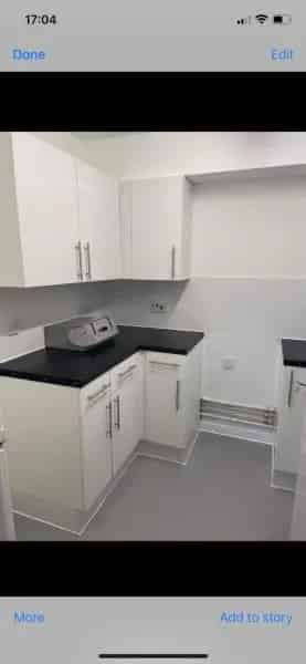 Communal Block with Upstairs Bedroom and Bathroom