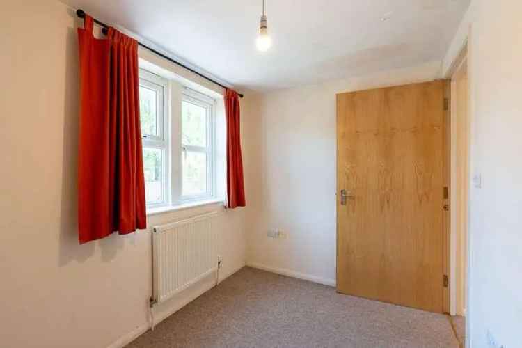 2 Bed Flat for Sale in Oxford Cowley Road Area