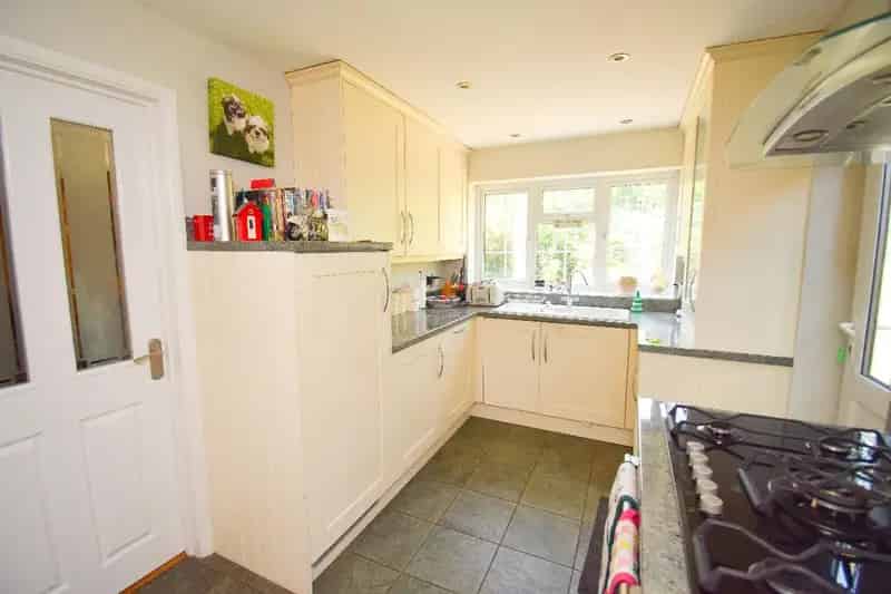 3 Bed Detached House for Sale Near Sevenoaks Station