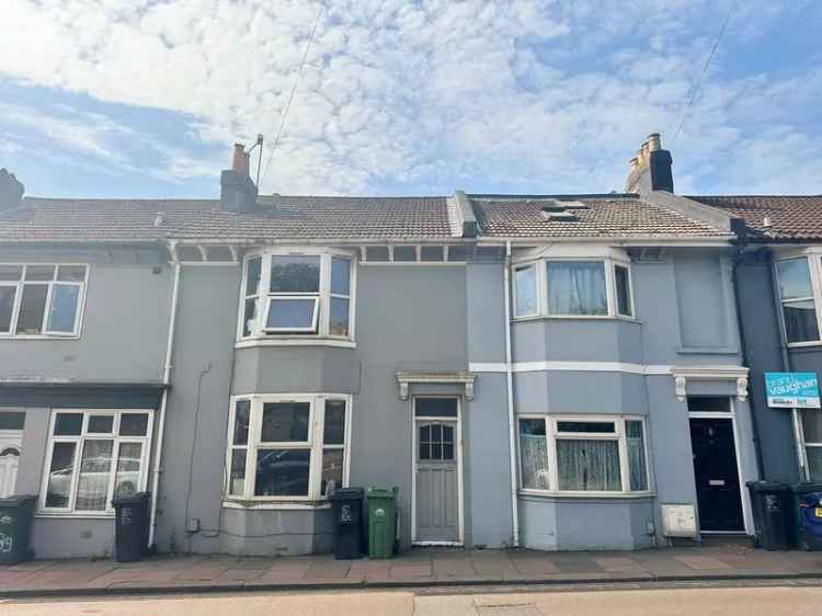 4 bedroom terraced house for sale