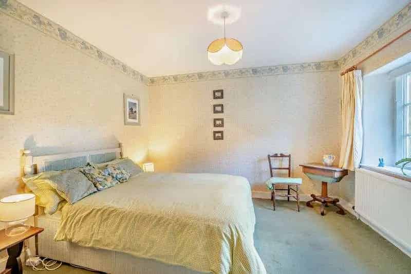 2 Bed House for Sale Grade II Listed Cottage