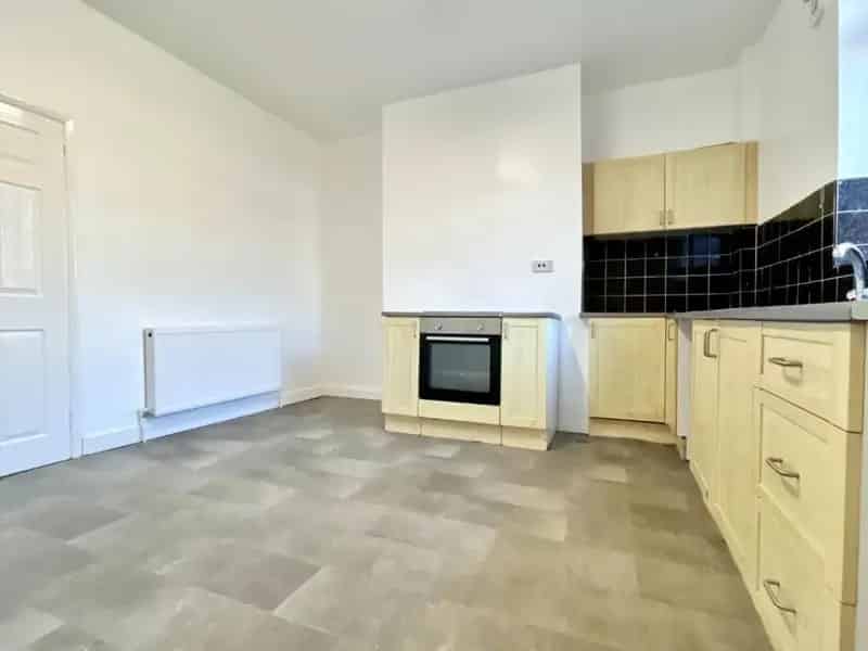 2 Bed House for Sale Near Local Amenities