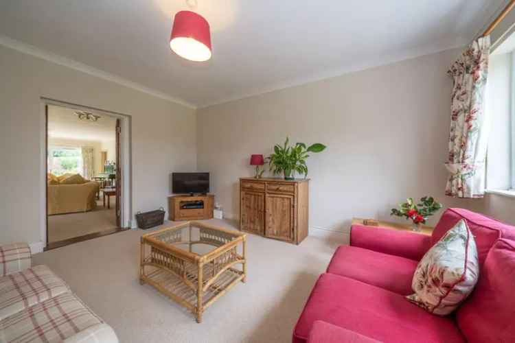 Grand Family Home near Bovingdon with Lookout Tower and Mature Gardens