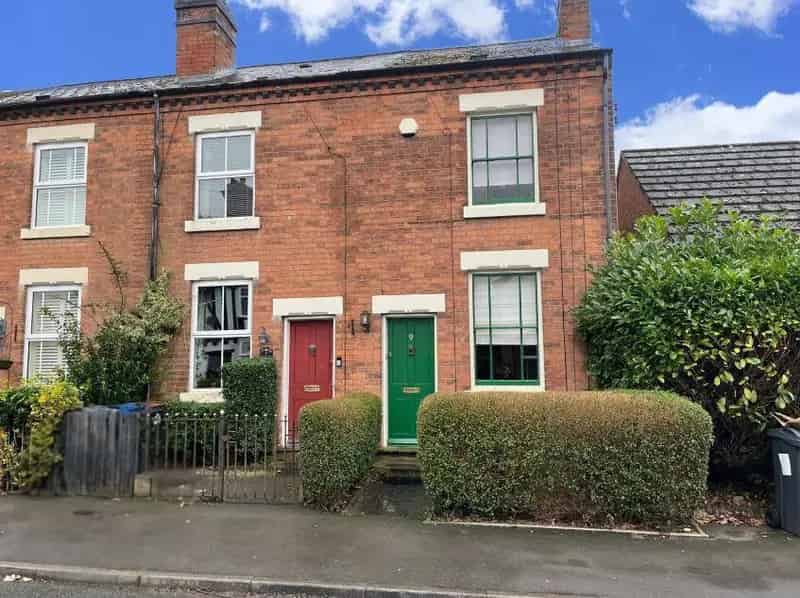 2 Bedroom End of Terrace House for Sale