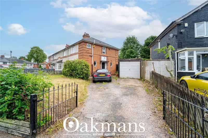 3 Bedroom Semi Detached House for Sale in Birmingham