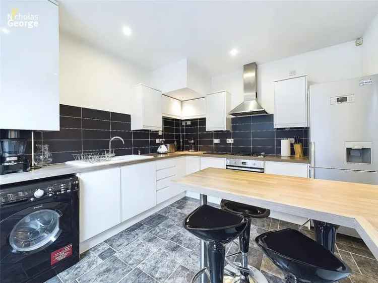 3 Bedroom Terrace House for Sale in Moseley