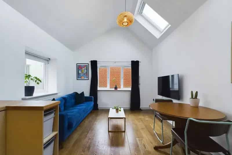 One Bedroom House for Sale Modern Secluded Garden
